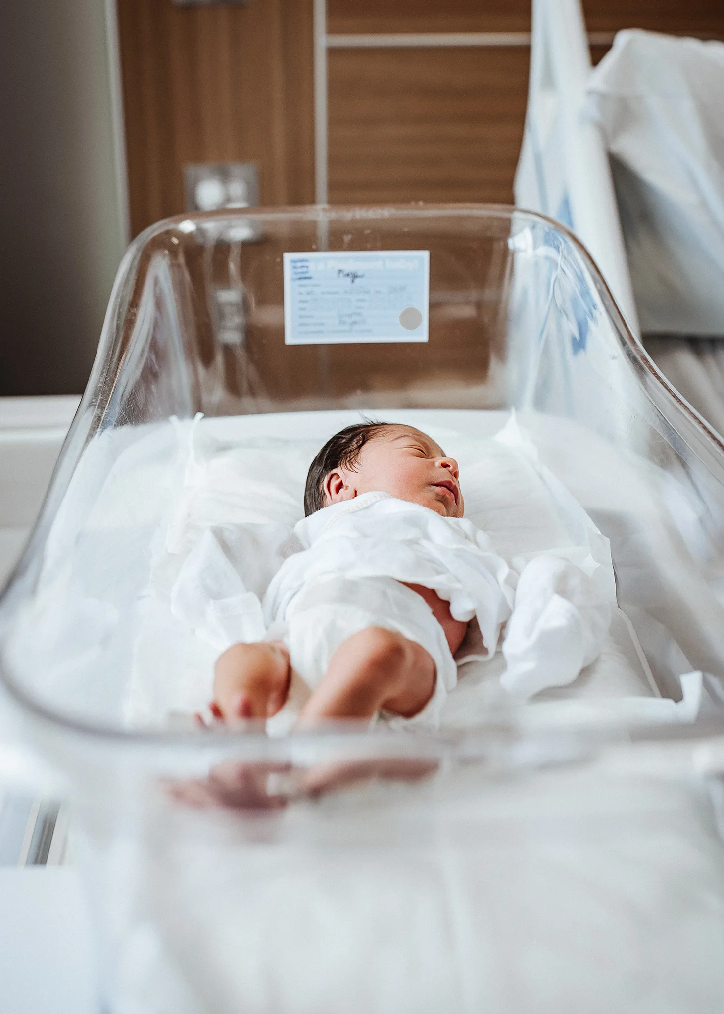 hospital birth photography, lincoln nebraska fresh 48 photographer, lincoln ne photography, best newborn photographer lincoln, ne, midwest photographers