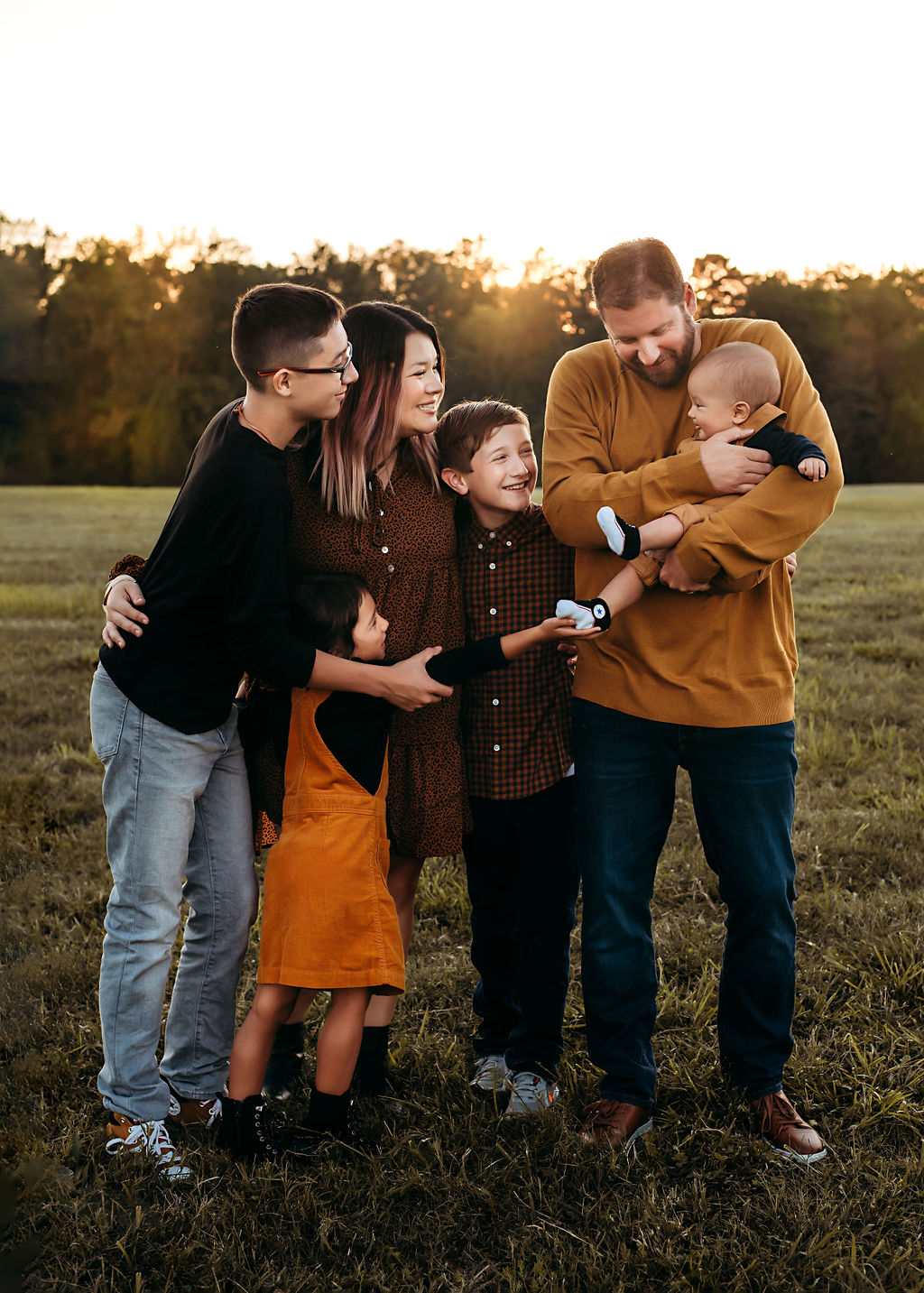 omaha family photographer, bold edit photographers, smal presets, family of 6 pose ideas, nebraska family photographer, lincoln nebraska photography