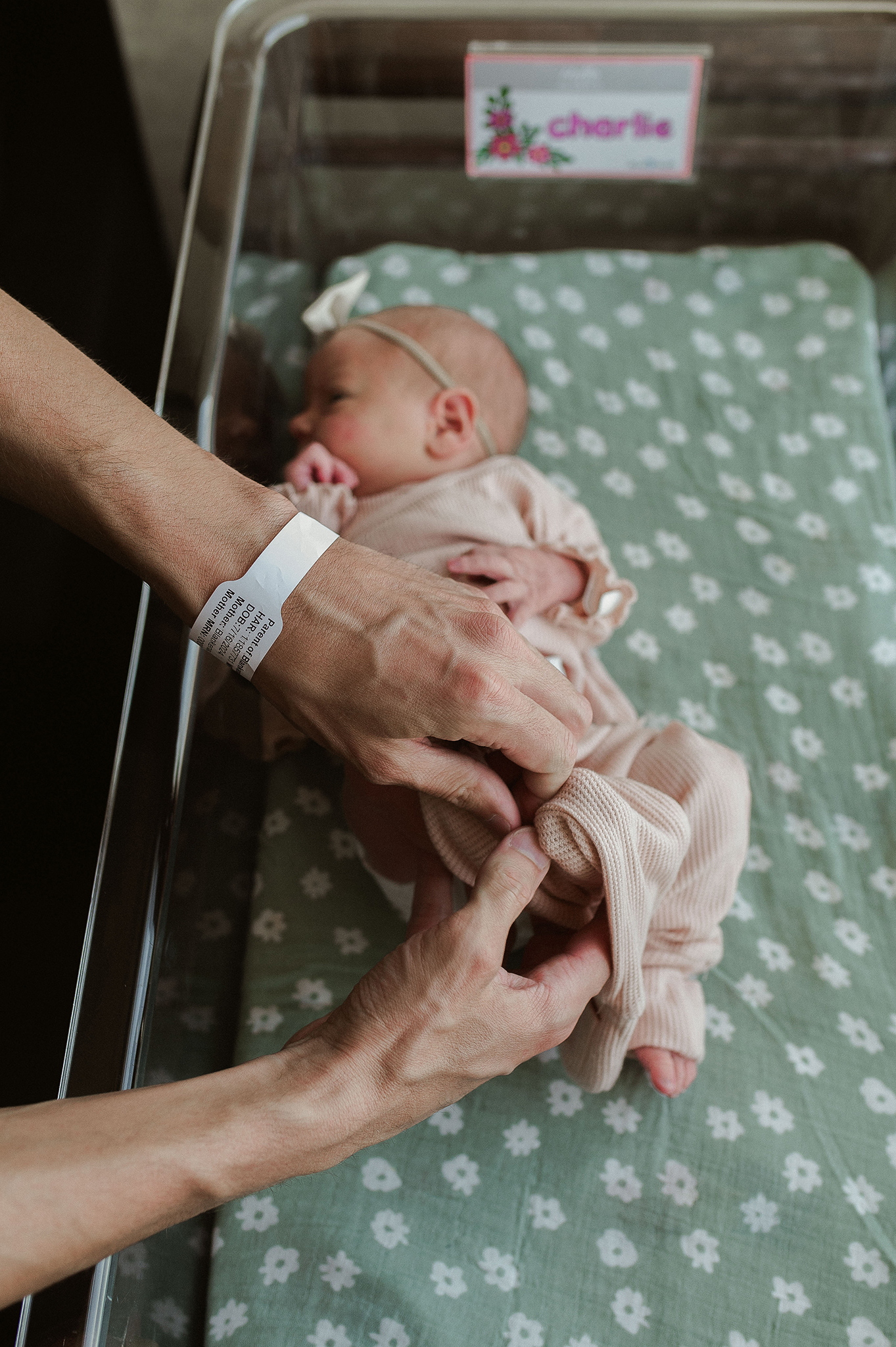 Fresh 48 lincoln ne, bryan east baby photos, baby photographer hospital lincoln, omaha fresh 48 photography