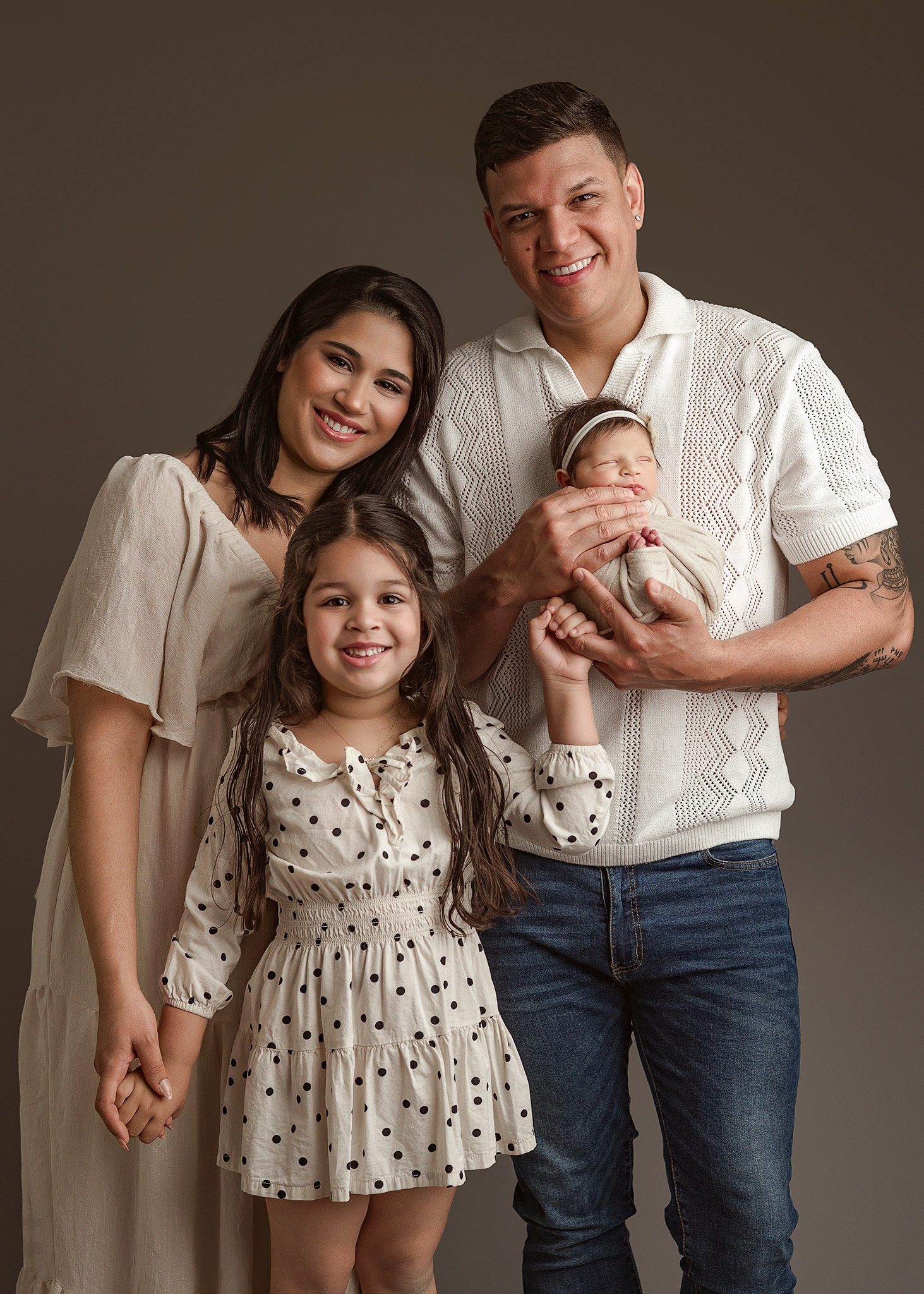 family photographer lincoln, nebraska family photoshoot, mom and daughters
