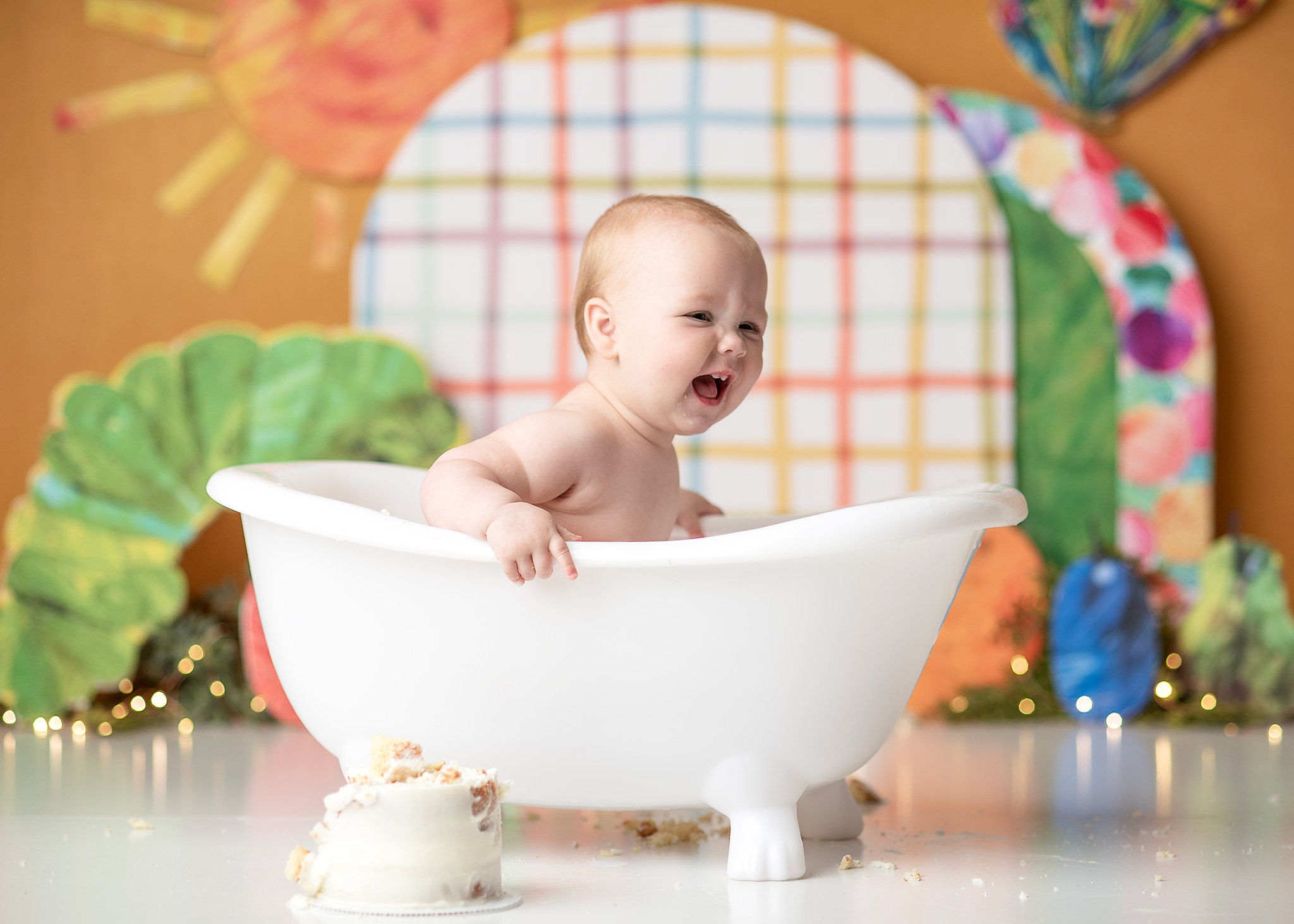 hungry caterpillar cake smash, caterpillar, rainbow, first birthday