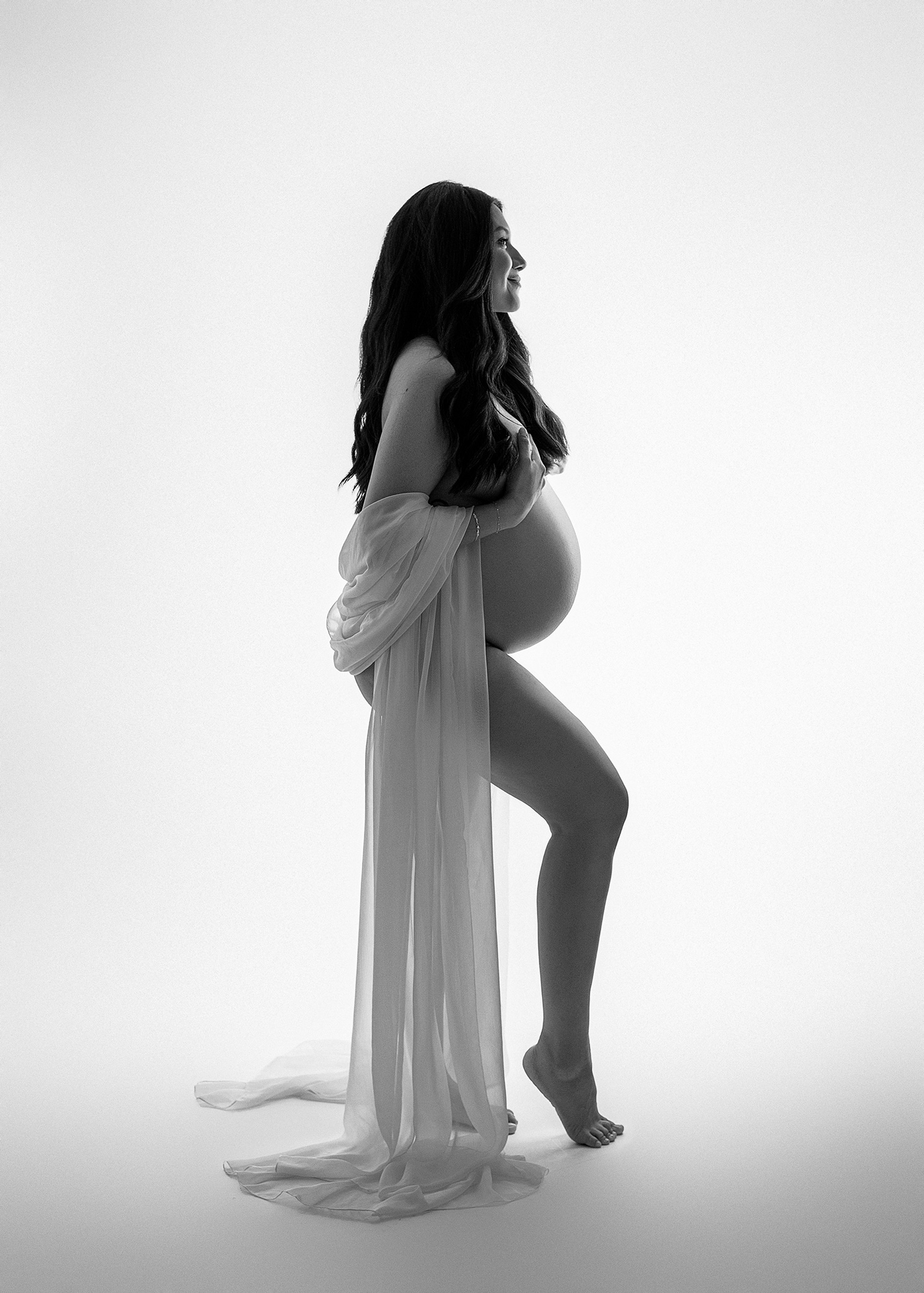 omaha maternity photographer, nebraska maternity photoshoot, lincoln maternity photography, midwest maternity photographer, studio maternity photoshoot